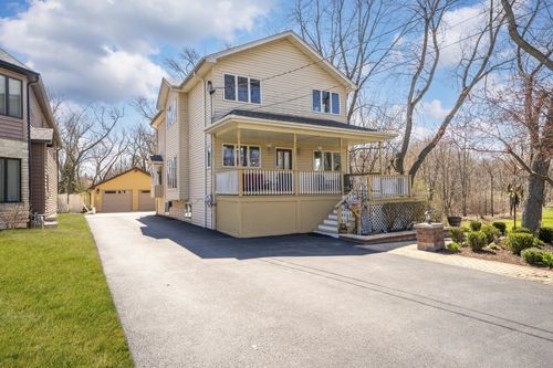 161 W Greenfield Ave, Lombard, IL, 60148-1603 | Card Image