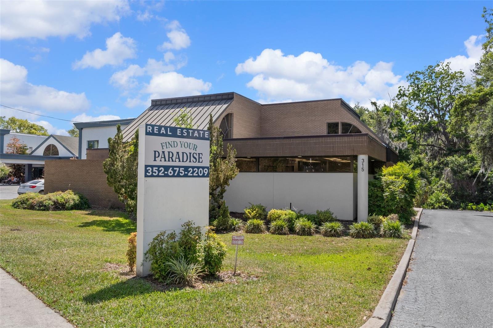 315 Howell Ave, Brooksville, FL 34601