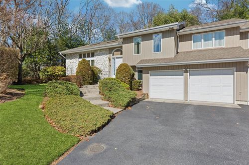 12 Stone Gate Ct, Smithtown, NY, 11787-1568 | Card Image
