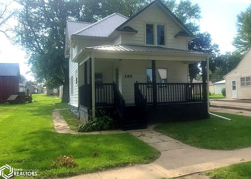 105 Davenport St, Holstein, IA, 51025-5131 | Card Image