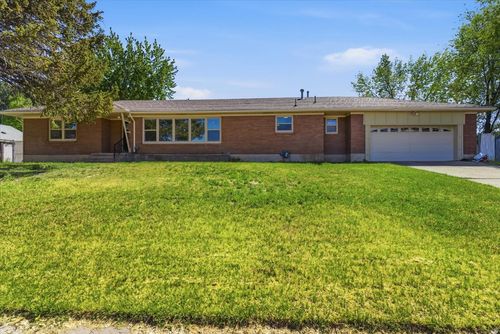 5564 S 2425 W, Roy, UT, 84067-1617 | Card Image