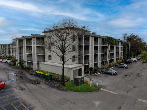 420-2998 Nw 48th Ter, Lauderdale Lakes, FL, 33313 | Card Image