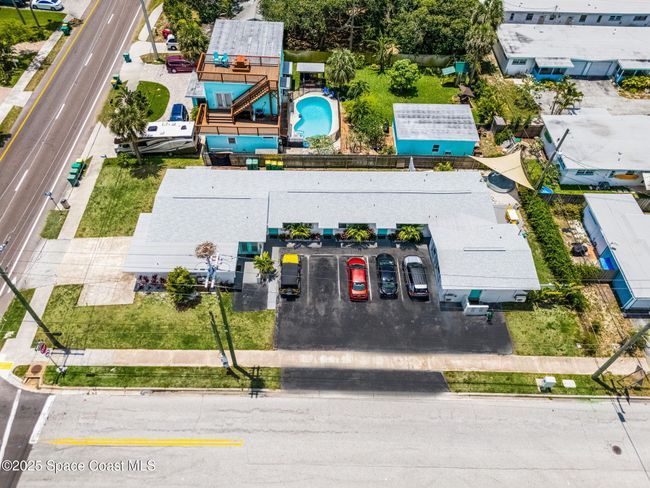 402 S Orlando Ave, Home with 0 bedrooms, 7 bathrooms and null parking in Cocoa Beach FL | Image 4