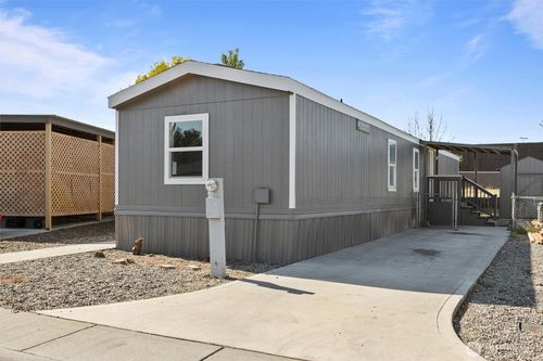 681 Lonetree Ln, Richland, WA, 99352-7313 | Card Image