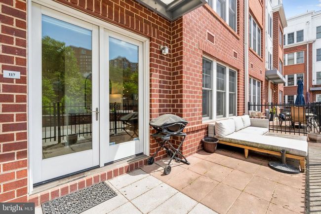 B117 - 1418 N Rhodes St, Townhouse with 2 bedrooms, 3 bathrooms and null parking in ARLINGTON VA | Image 22