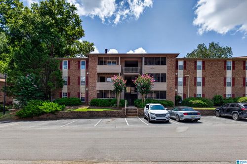 702-702 Patton Chapel Way, HOOVER, AL, 35226-2245 | Card Image