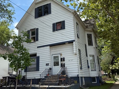 412 N Roosevelt Ave, Bloomington, IL, 61701-3896 | Card Image