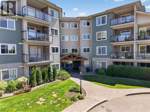 204-135 Ziprick Rd, Kelowna, BC, V1X8B2 | Card Image