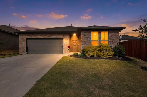 645 Pawprint Holw, Godley, TX, 76044-4129 | Card Image