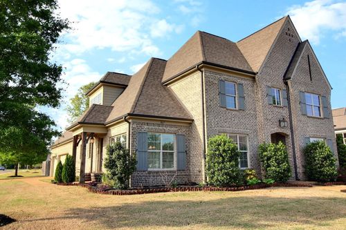 867 Cypress Pond Dr, Collierville, TN, 38017-2166 | Card Image