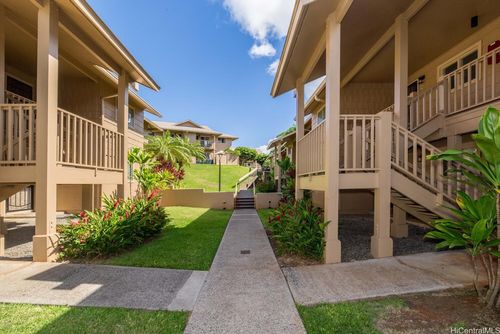 11101-98-1375 Koaheahe Pl, Pearl City, HI, 96782-3508 | Card Image
