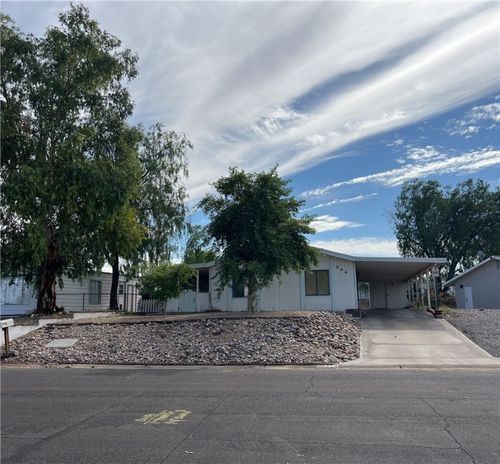 594 Holly St, Bullhead City, AZ, 86442-6244 | Card Image