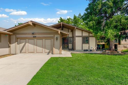 16601 W 133rd St, Olathe, KS, 66062-1575 | Card Image