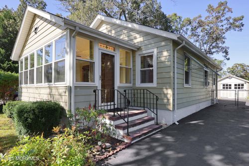 712 Radnor Ave, PINE BEACH, NJ, 08741-1234 | Card Image