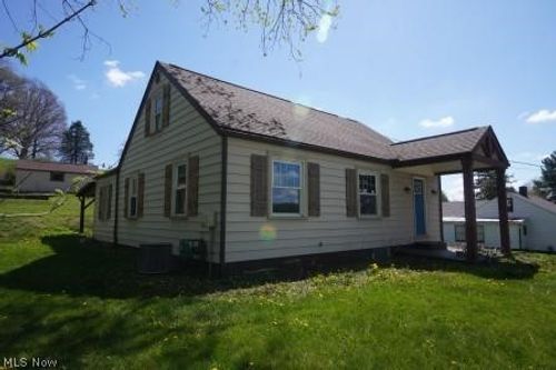 7750 Waynesburg Dr Se, Waynesburg, OH, 44688-9797 | Card Image