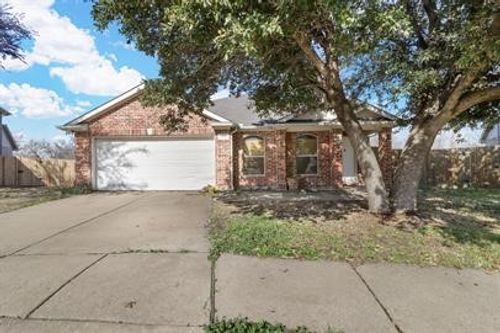 1209 Cardinal Way, Aubrey, TX, 76227-7502 | Card Image