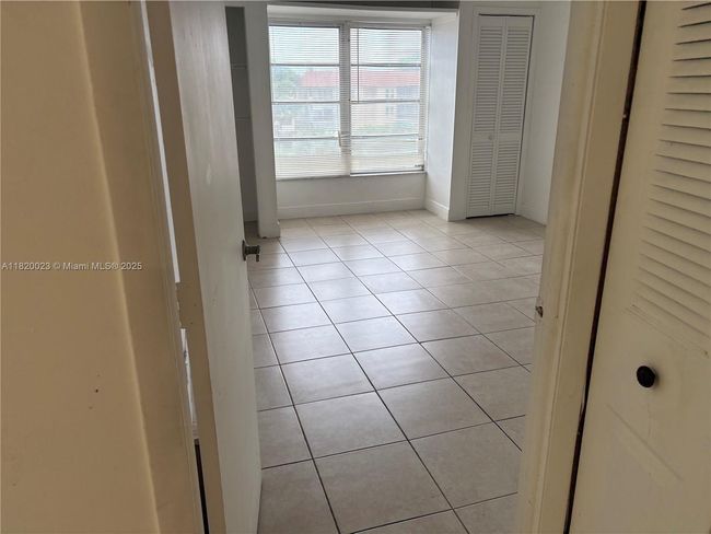 APT-407 - 4164 Inverrary Dr, Condo with 1 bedrooms, 1 bathrooms and null parking in Lauderhill FL | Image 9