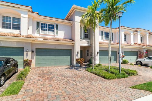 81 Nottingham Pl, Boynton Beach, FL, 33426-8428 | Card Image
