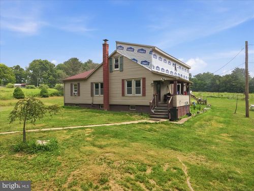 202 Red Rock Rd, Sugarloaf, PA, 18249-3558 | Card Image