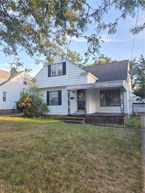 14712 Rockside Rd, Maple Heights, OH, 44137-4016 | Card Image