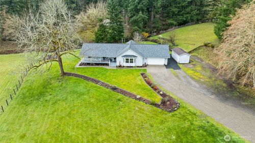 6601 E Chester Rd, Port Orchard, WA, 98366-8202 | Card Image