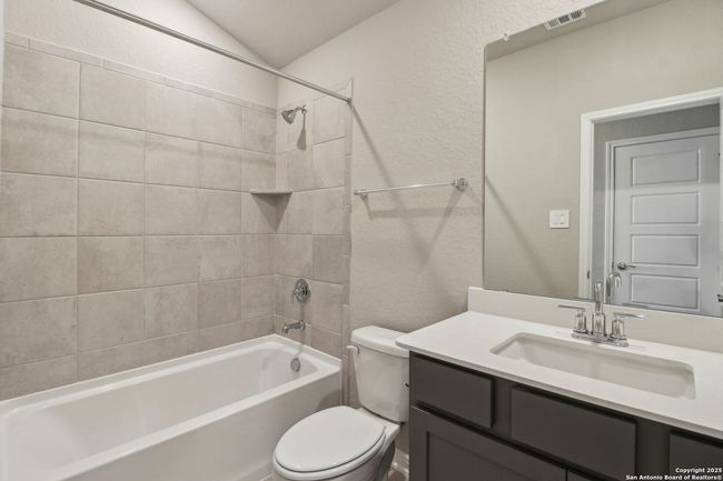 12730 Horizon Crst, House other with 4 bedrooms, 4 bathrooms and null parking in Schertz TX | Image 31