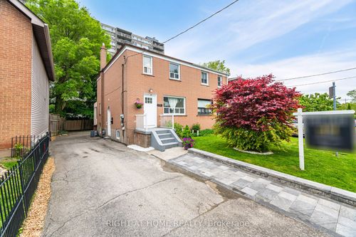 79 Chapman Ave, East York, ON, M4B1C6 | Card Image