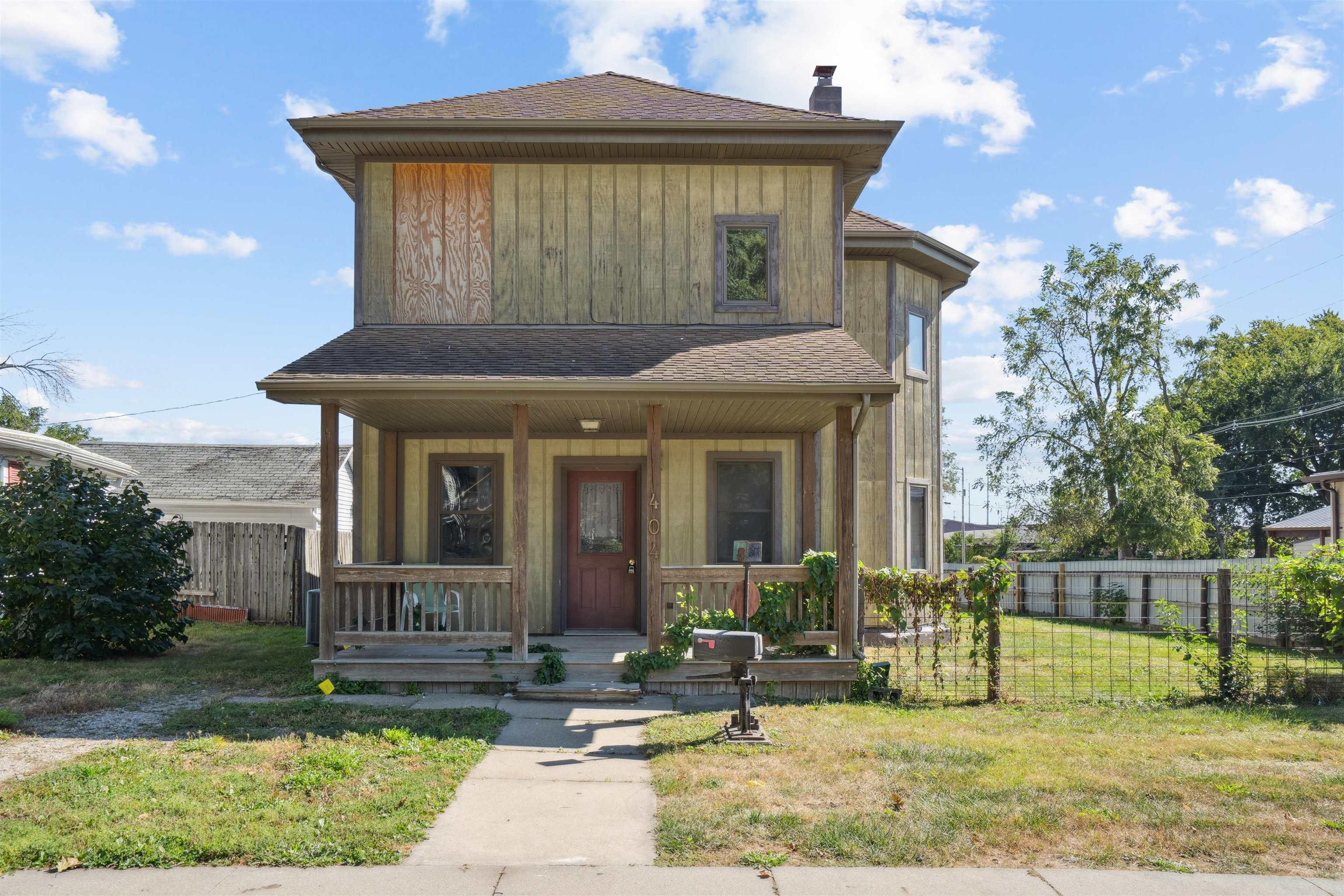 2nd St, Marshalltown, IA 50158