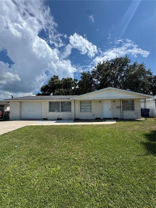 3536 Umber Rd, HOLIDAY, FL, 34691-3355 | Card Image