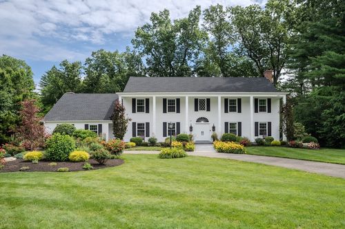 61 Prynne Ridge Rd, Longmeadow, MA, 01106-2719 | Card Image