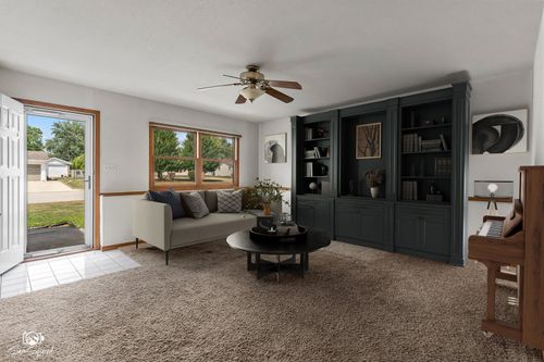 37 Dennison Dr, Bourbonnais, IL, 60914-1143 | Card Image