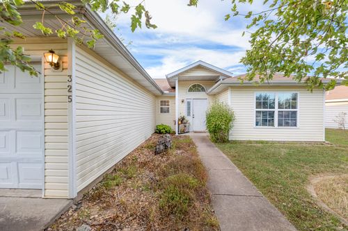 325 Deer Run Rd, Branson, MO, 65616-9538 | Card Image