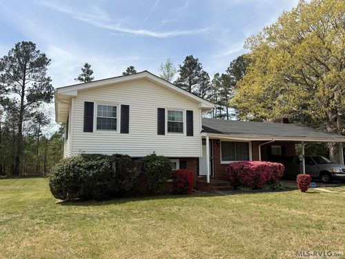 4942 Pleasant Shade Dr, Emporia, VA, 23847-7742 | Card Image