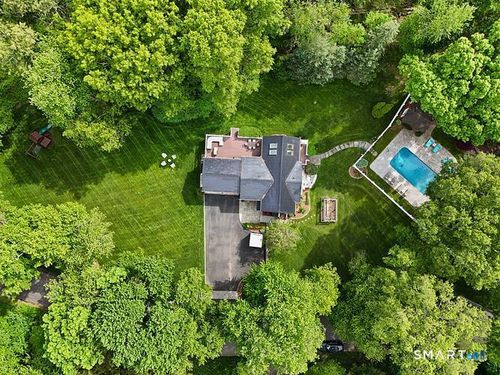 2 Grassy Plains Rd, Westport, CT, 06880-1843 | Card Image
