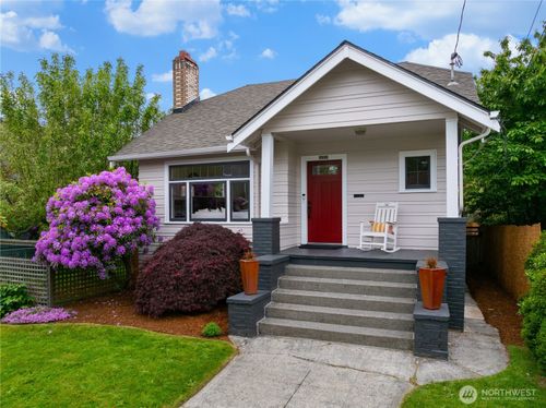 7529 32nd Avenue Nw, Seattle, WA, 98117 | Card Image
