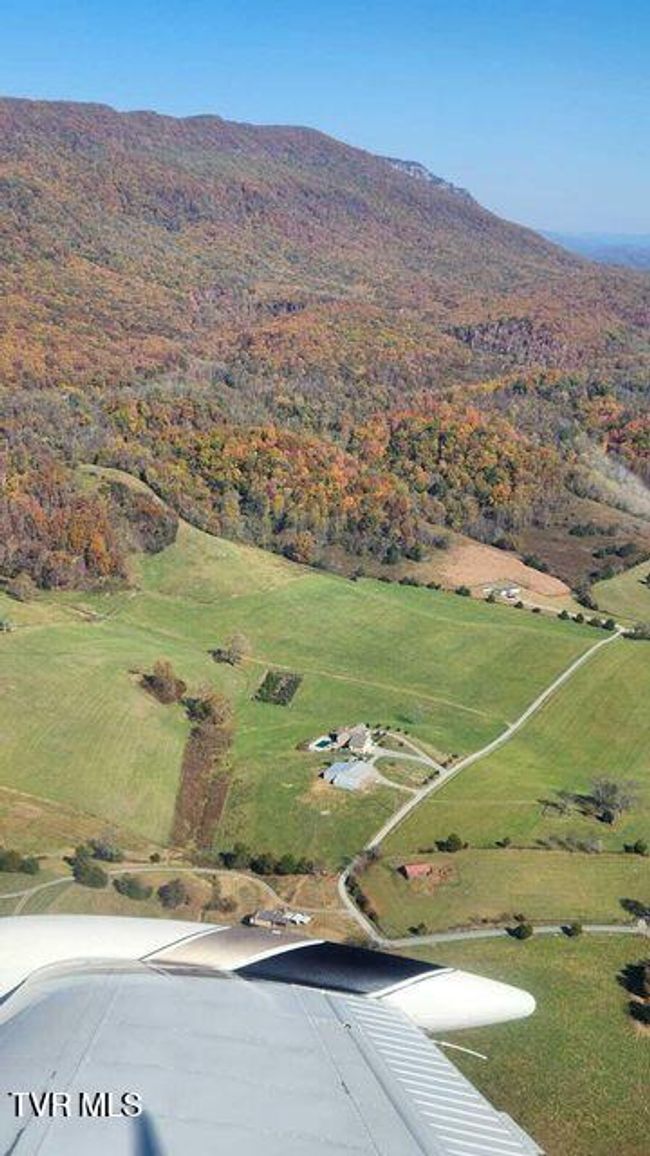 251 Fee Trl, House other with 6 bedrooms, 6 bathrooms and null parking in Ewing VA | Image 79