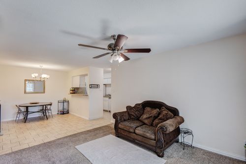 apt-1059-8110 Skillman St, Dallas, TX, 75231-2842 | Card Image