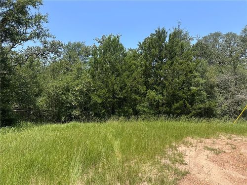 1011 Clay Cir, Somerville, TX, 77879-3513 | Card Image