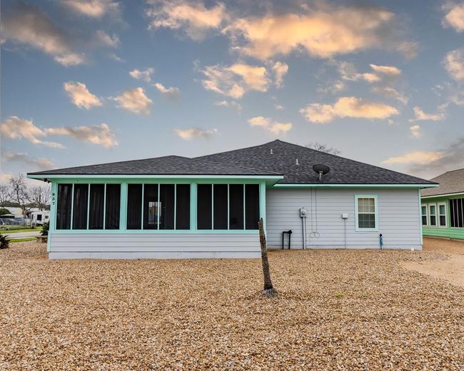 837 Wightman St, House other with 3 bedrooms, 3 bathrooms and 2 parking in Matagorda TX | Image 43