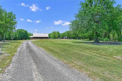 614 County Road 4425, House other with 4 bedrooms, 2 bathrooms and null parking in Whitewright TX | Image 1