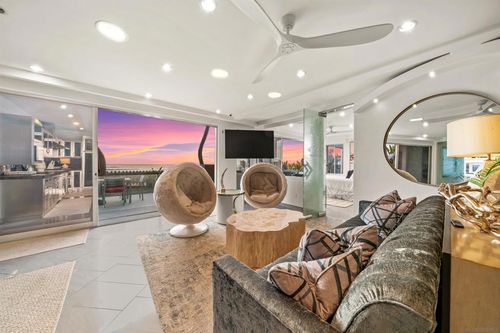 1-2999 Ocean Front Walk, San Diego, CA, 92109-8245 | Card Image