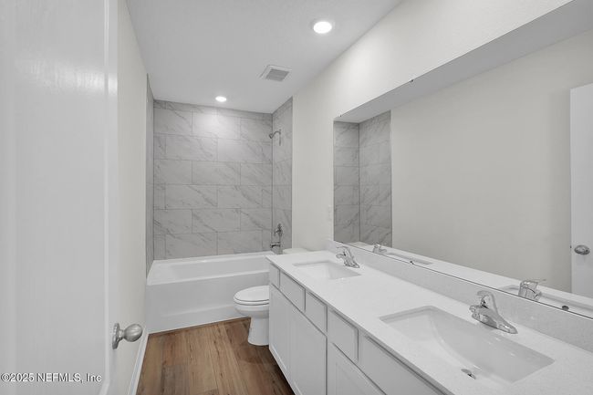 6877 Myrtle Oak Rd, House other with 5 bedrooms, 3 bathrooms and null parking in Jacksonville FL | Image 25