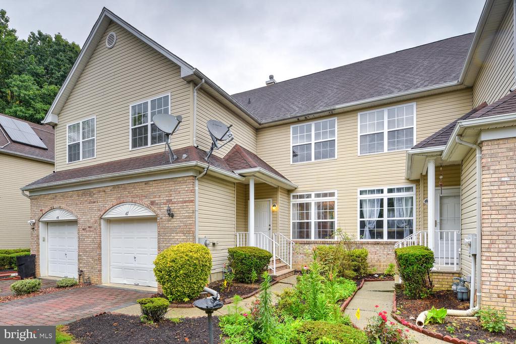 Tennyson Rd, East Windsor, NJ 08520