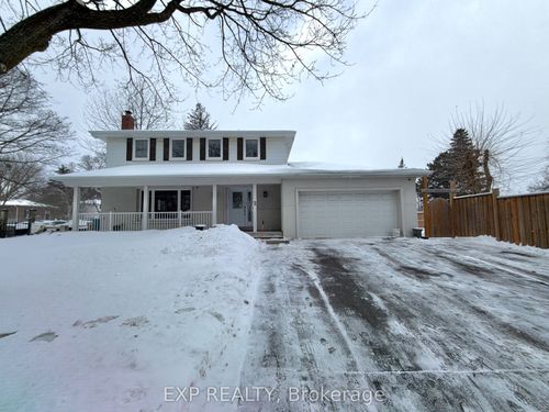 2 Gladiator Rd, Markham, ON, L3P1J2 | Card Image