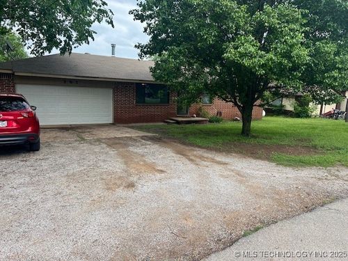 381 N Osage St, Vera, OK, 74082 | Card Image
