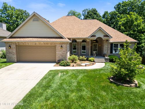 222 Amherst Ln, Crossville, TN, 38558-8100 | Card Image
