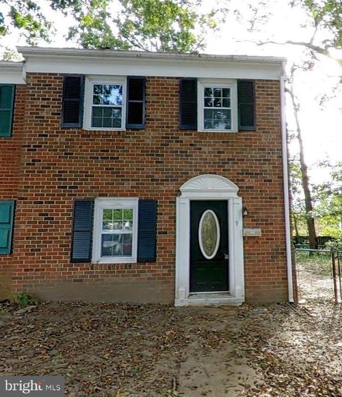 9 Farrell Ln, FREDERICKSBURG, VA, 22408-4004 | Card Image