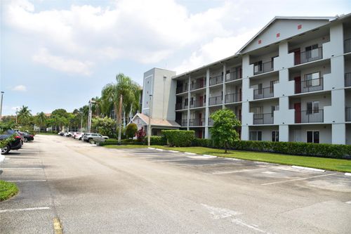 apt-402e-801 Sw 138th Ave, Pembroke Pines, FL, 33027-6948 | Card Image