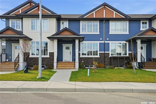 2992 George St, Regina, SK, S4V3W1 | Card Image