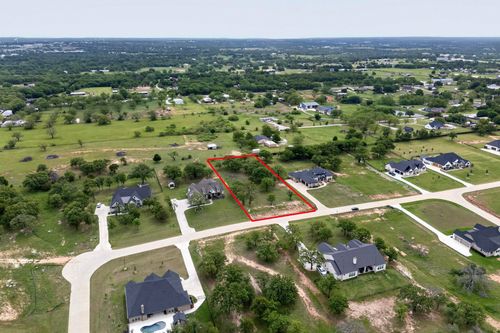 1036 Estancia Blvd, Weatherford, TX, 76088-3352 | Card Image